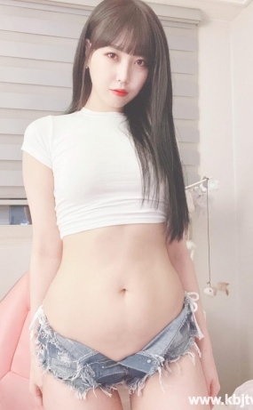 모모 2021-12-20 + 앞치마룩북 + 인스타 풀팩