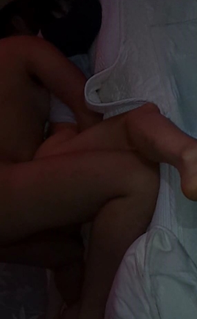 아는 누나 (사귀는 사이는 아닌데 대화 개쩌네, 무슨 사이지?)