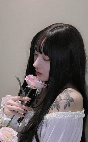 brat_suyeon에 대한 몇 가지 자료