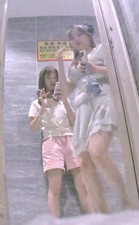 Voyeur25012101