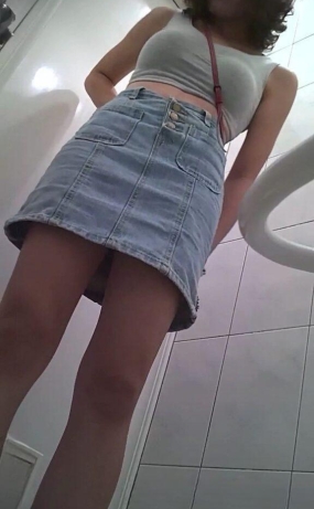Voyeur25022401