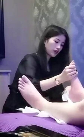 CHN25032105
